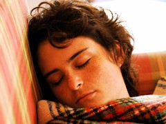 Вдар по грипу хорошим сном та доброю їжею!