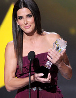 Образцовый макияж Сандры Балок