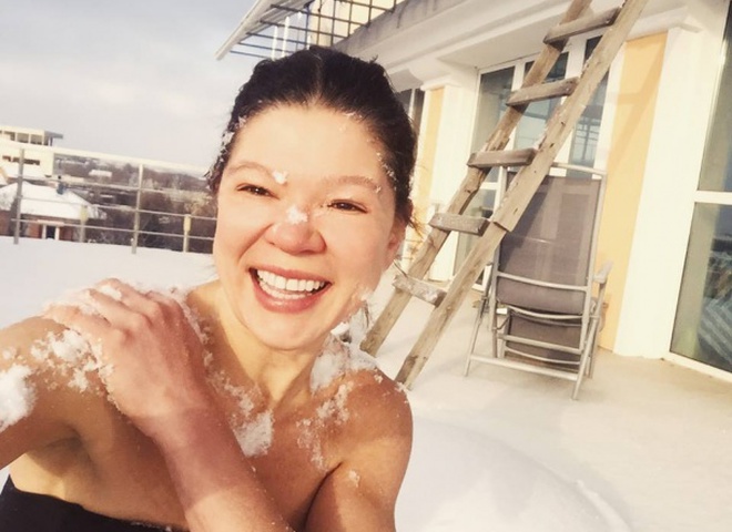 Руслана в снегу