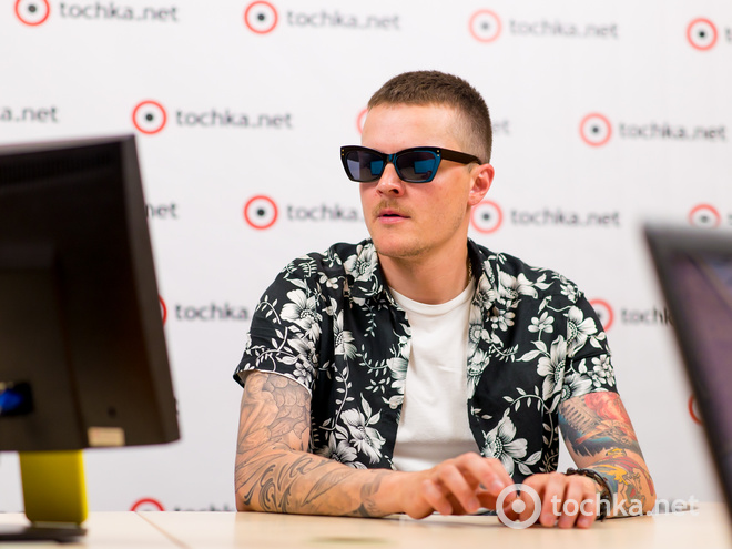 Фронтмен группы O.Torvald Женя Галич