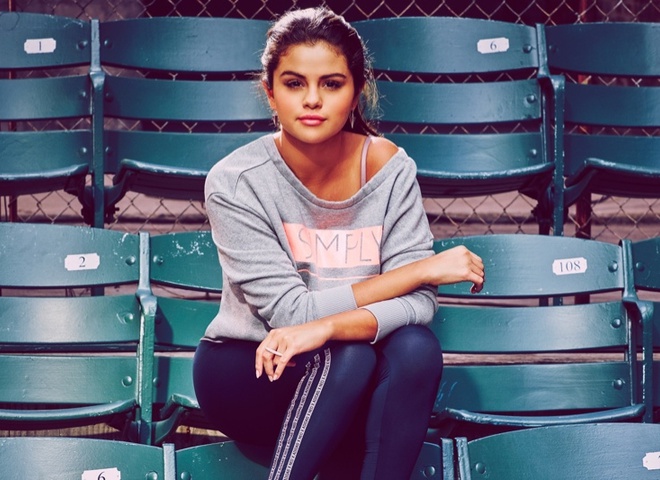 Селена Гомес представила новую промо-кампанию Adidas Neo