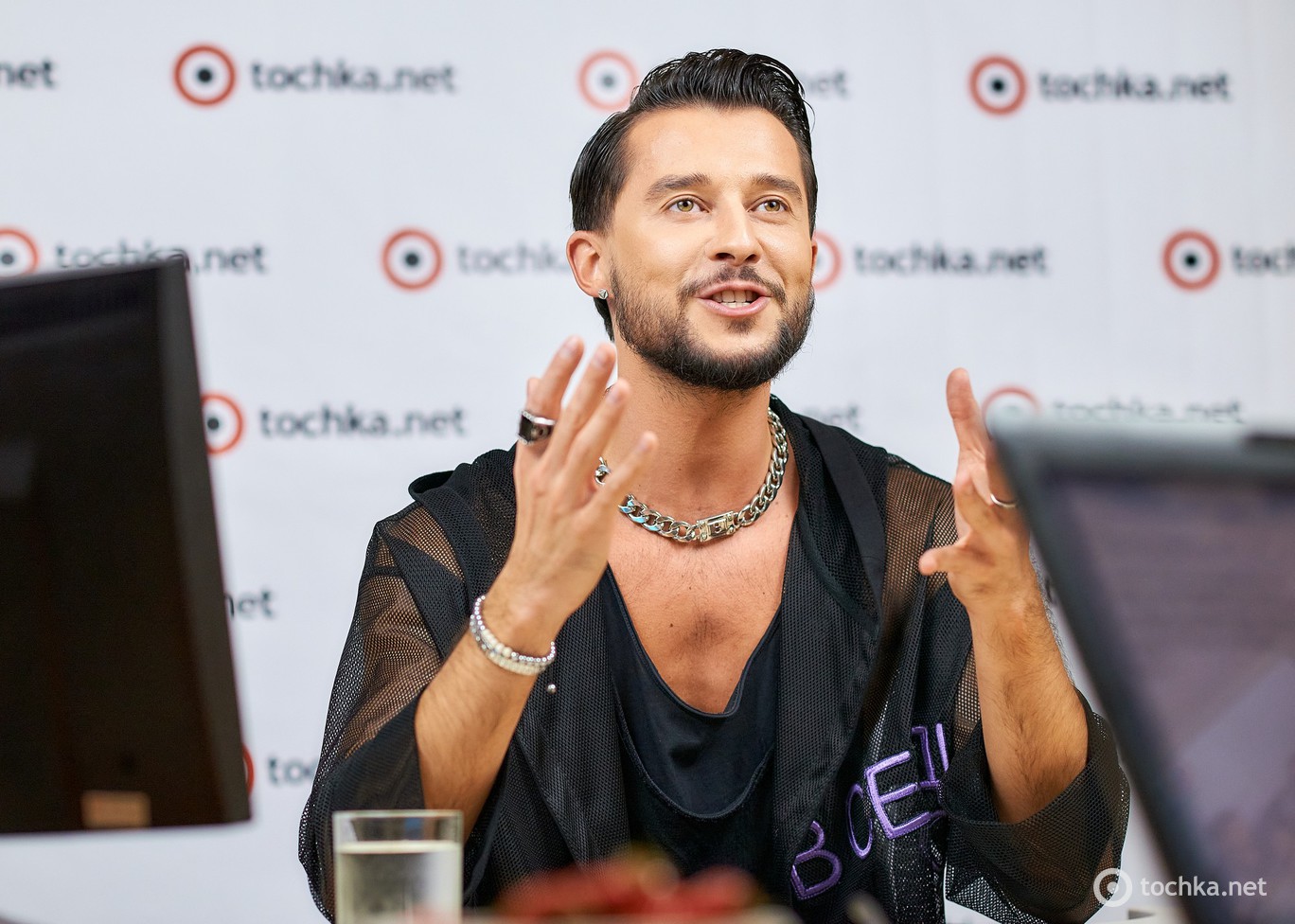 Олег Серафин