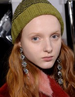 Б'юті-образ моделей з показу Gucci Осінь 2015 Б'юті-образ моделей з показу Gucci Осінь 2015