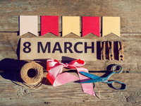 Обои на 8 марта