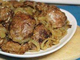 Куриная печень с луком