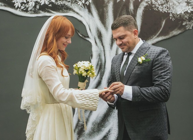 Тарабарова привітала чоловіка із сьомою річницею весілля
