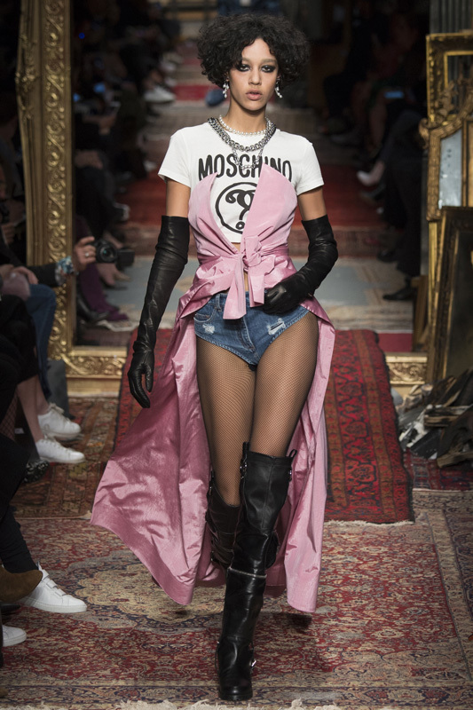 Moschino FW 2016