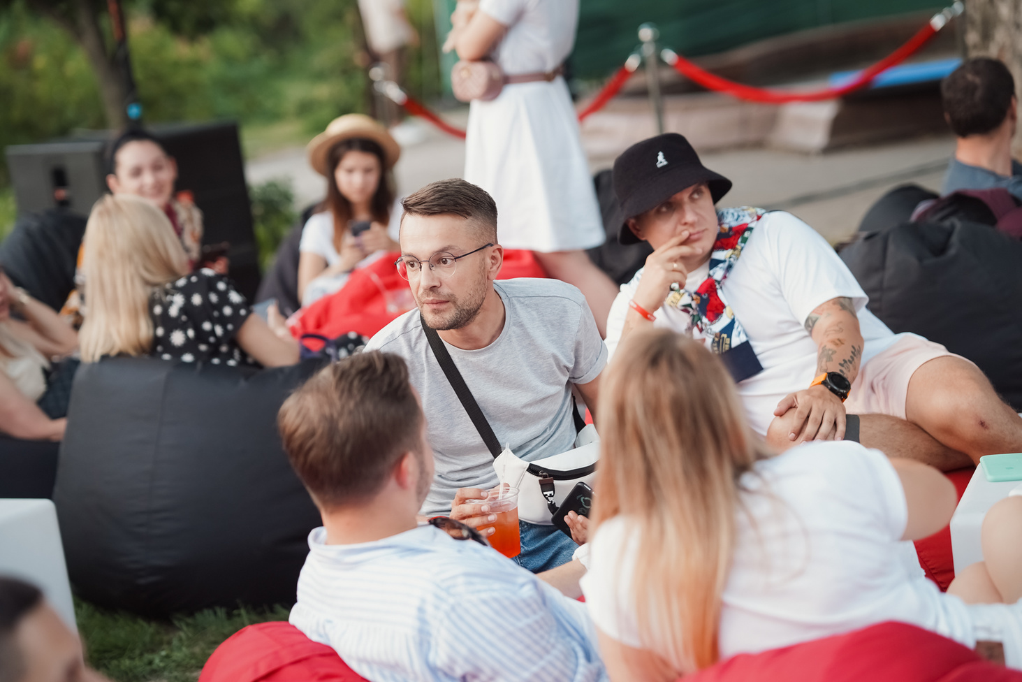 Киевская Точка G: On I Ona впервые создали иммерсивное шоу в ботсаду