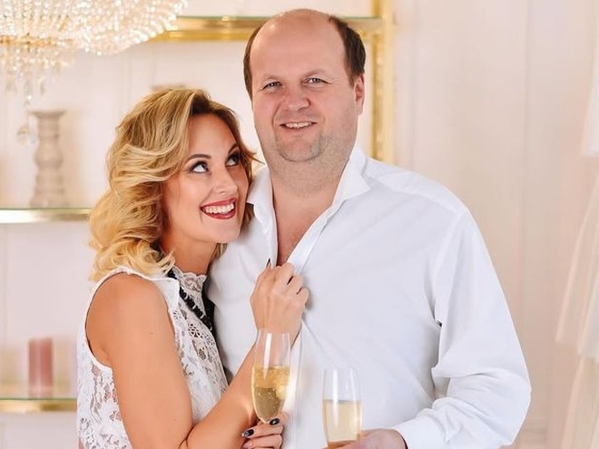 Дружина Віктора Бронюка привітала його із 47-річчям та показала фото з дітьми