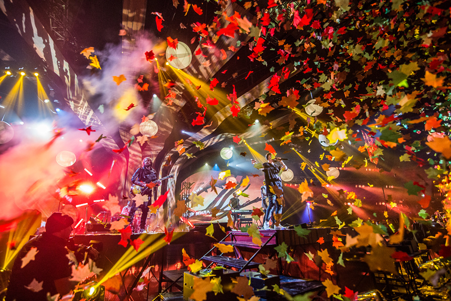 БЕZ ОБМЕЖЕНЬ