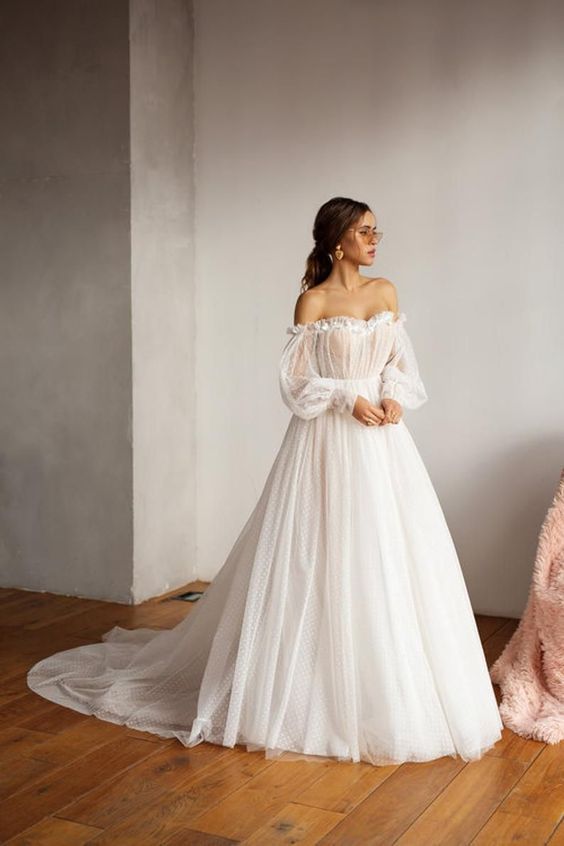 15 универсальных свадебных платьев, которые сделают тебя неотразимой