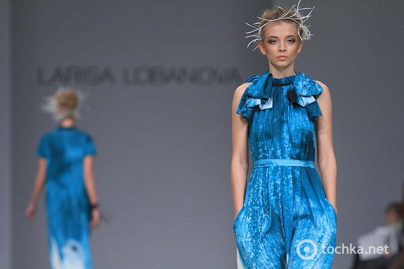 Показ Larisa LOBANOVA