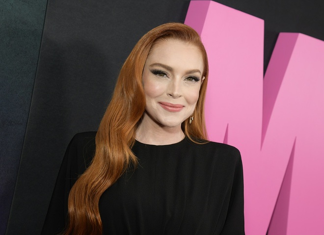 Ліндсі Лохан вперше після народження первістка оприлюднила фото з чоловіком