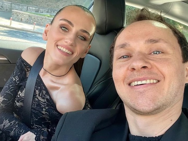 Войтенко показав пікантні фото із дружиною з нагоди першої річниці шлюбу