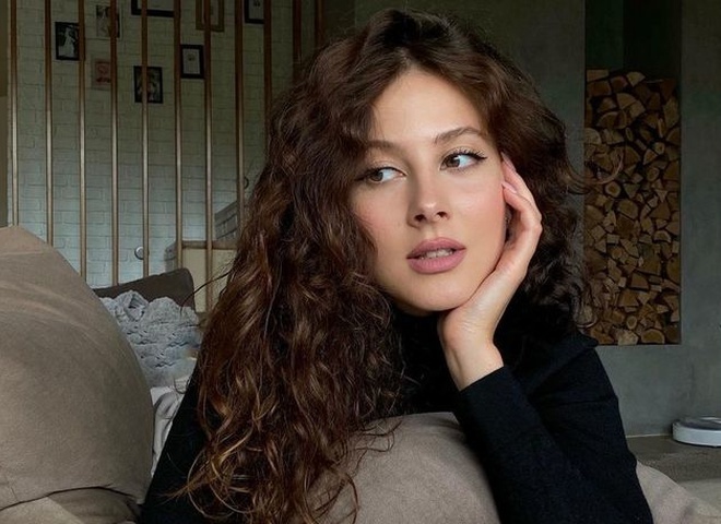 Колишня солістка «ВІА Гри» Кожевнікова показала, як змінилася її зовнішність за 10 років