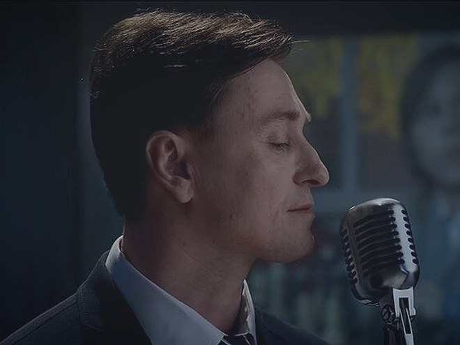 Сергей Безруков с ребенком