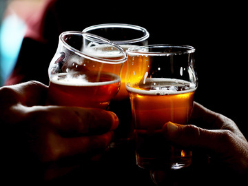 Пий пиво: 15 захоплюючих фактів про хмільний напій