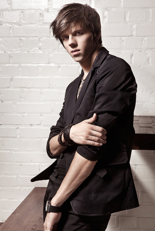 Александр Лещенко