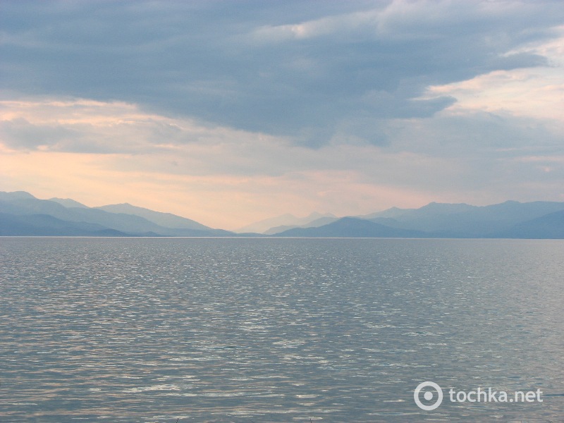 Дівчата в дорозі : Албанія з Людмилою Гріцфельдт