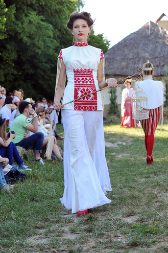 Колекції Етно-fashion на фестивалі «Країна Мрій»: LARA KIM