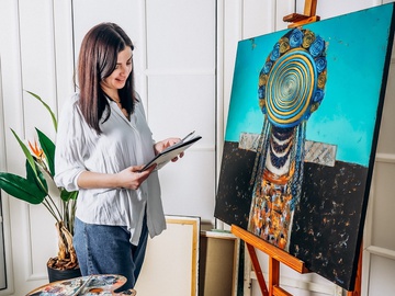 Війна очима художниці: у Києві відбудеться виставка «Жінка. Україна. Перемога»