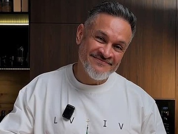 Ектор Хіменес-Браво відреагував на злив його інтимних відео в мережу