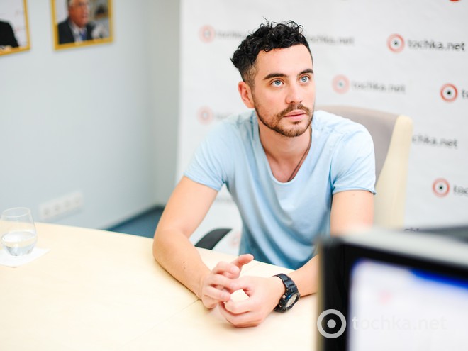 Женя Толочный