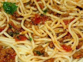 Спагетти по домашнему.