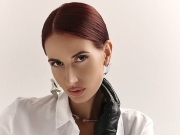 Емеральд вперше після скандального розлучення показалася з новим обранцем