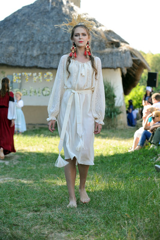 Колекції Етно-fashion на фестивалі «Країна Мрій»: SVITLO