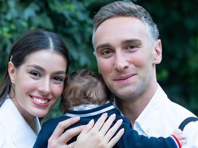 Ексучасник «Холостяка» Макацарія привітав молоду дружину з річницею весілля