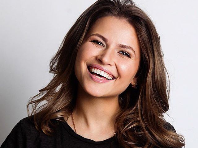 Юлия Топольницкая