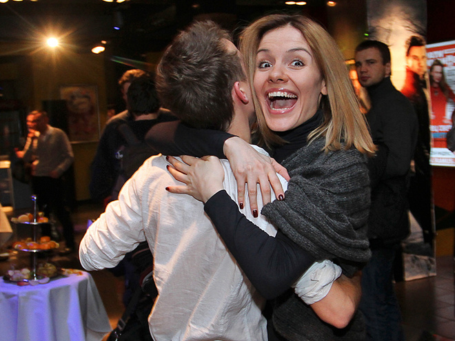 Эрика затискала Борисенко