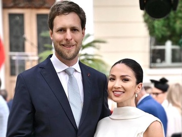 Кронпринц Лека II оголосив про заручини з новою дівчиною через рік після розлучення