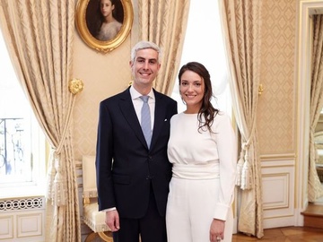 Принцеса Александра Люксембурзька вийшла заміж: перші фото з цивільної церемонії