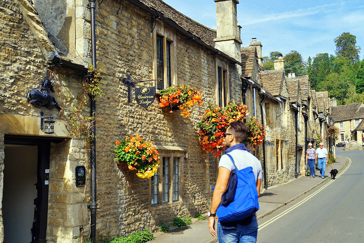 Деревня Castle Combe