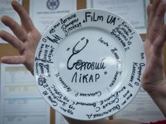 дежурный врач съемки