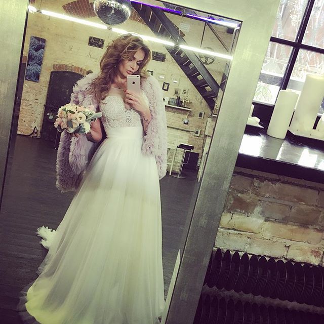 Брежнева, Водонаева - невесты