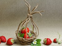 Корзинка клубники