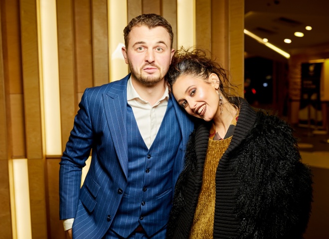 Мамахохотала