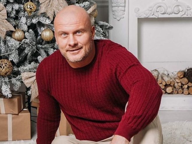 Узєлков через 5 років після розлучення з Боржемською оголосив про заручини