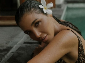 Санта Дімопулос повідомила, що їй знадобиться операція