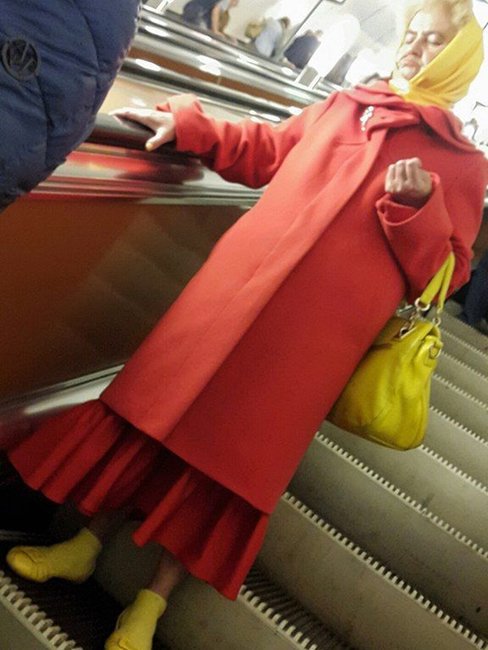 Странные люди в метро