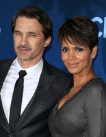 Хэлли Берри