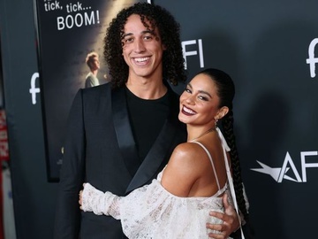 Ванесса Гадженс виходить заміж за бейсболіста після 2 років роману — ЗМІ