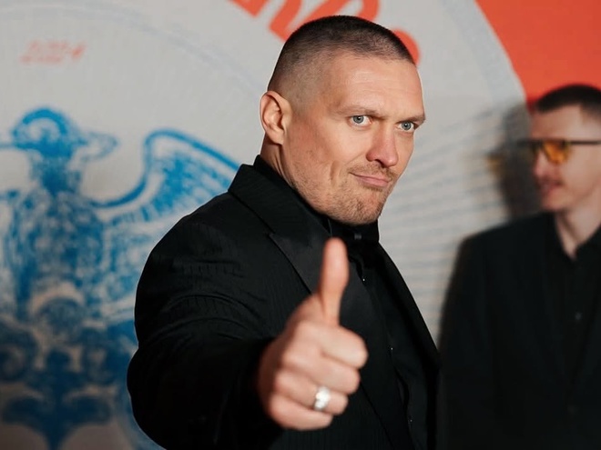 Усик запально станцював на сцені з Дорофєєвою — відео