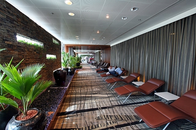 Самые лучшие аэропорты мира - Singapore Changi Airport