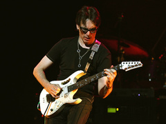 Steve Vai