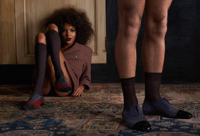 Мужественная реклама женской обуви от Christian Louboutin 