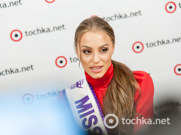 "Мисс Украина 2019" Маргарита Паша и "Мисс International 2019" Марина Киосе